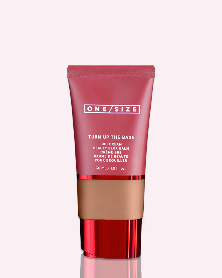 turn-up-the-base-blurring-foundation