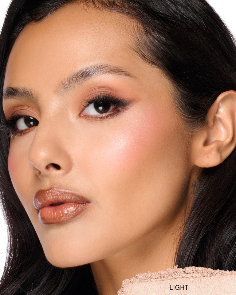 boucle-silk-airbrushed-talc-free-finishing-powder